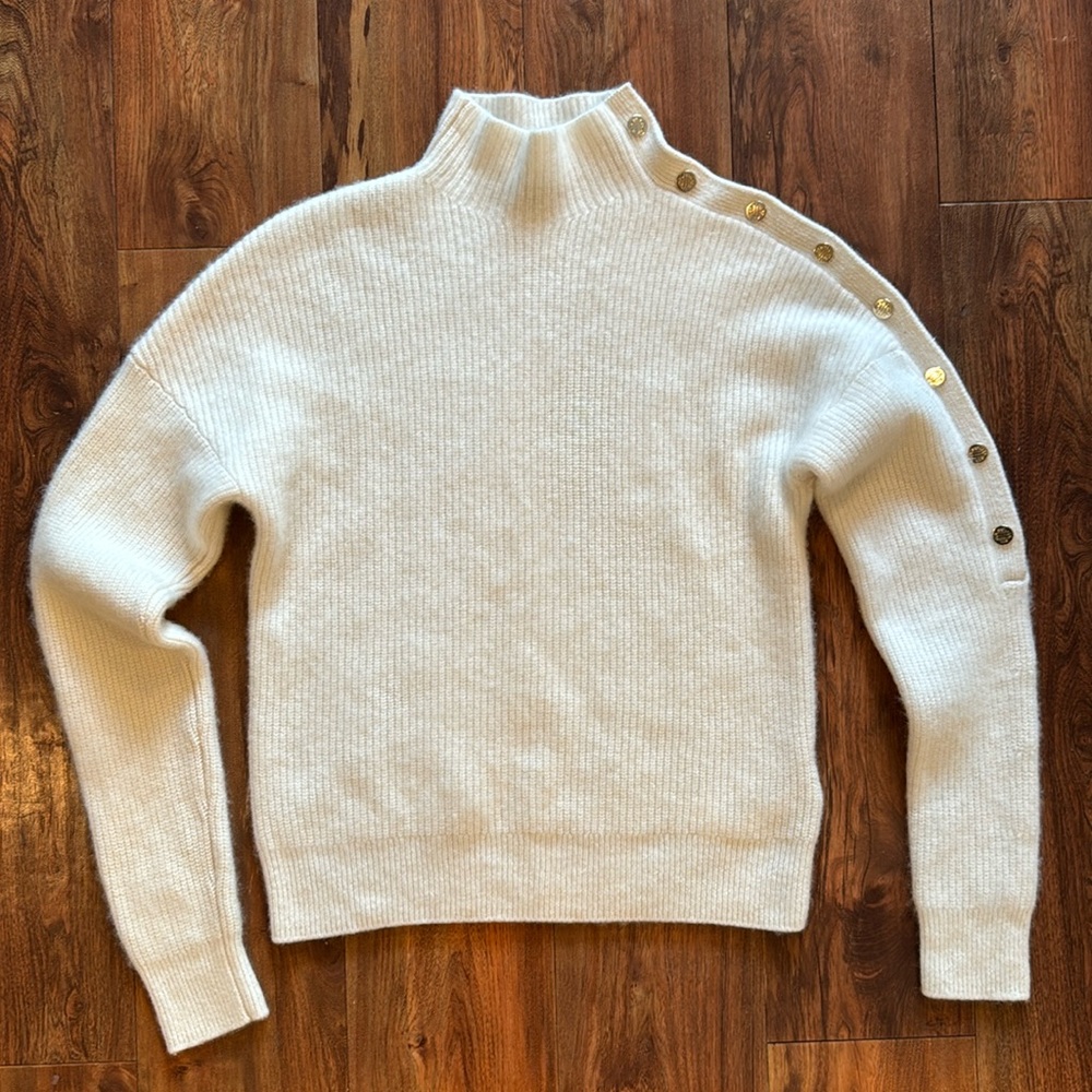 Maje 100% cashmere sweater with gold detail